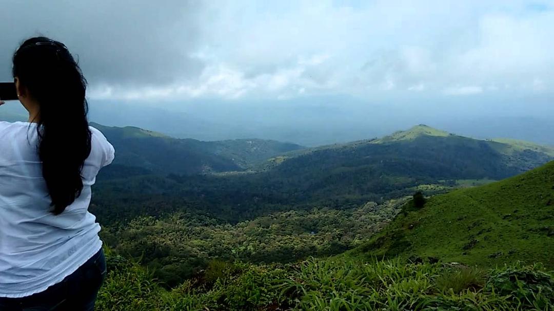 Chikmagalur Tourist Guide – Your Complete Travel Companion to the Coffee Land of Karnataka